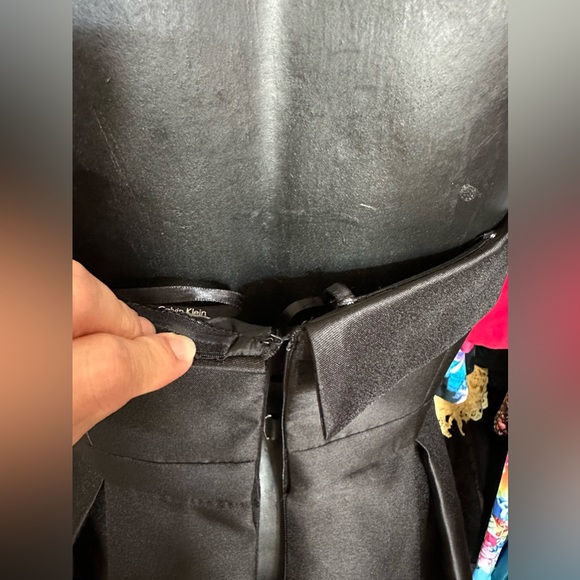 Calvin Klein Formal Black Shiny Strapless Mini Full Pockets EUC - Picture 11 of 15